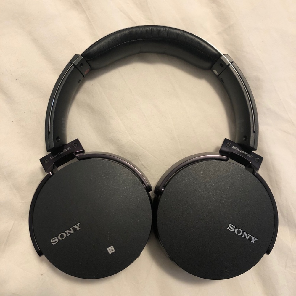 Sony XB950B1 Extra Bass Wireless Headphones